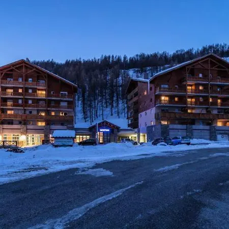 Les Terrasses De Labrau- Les Du Verdon Aparthotel 3*